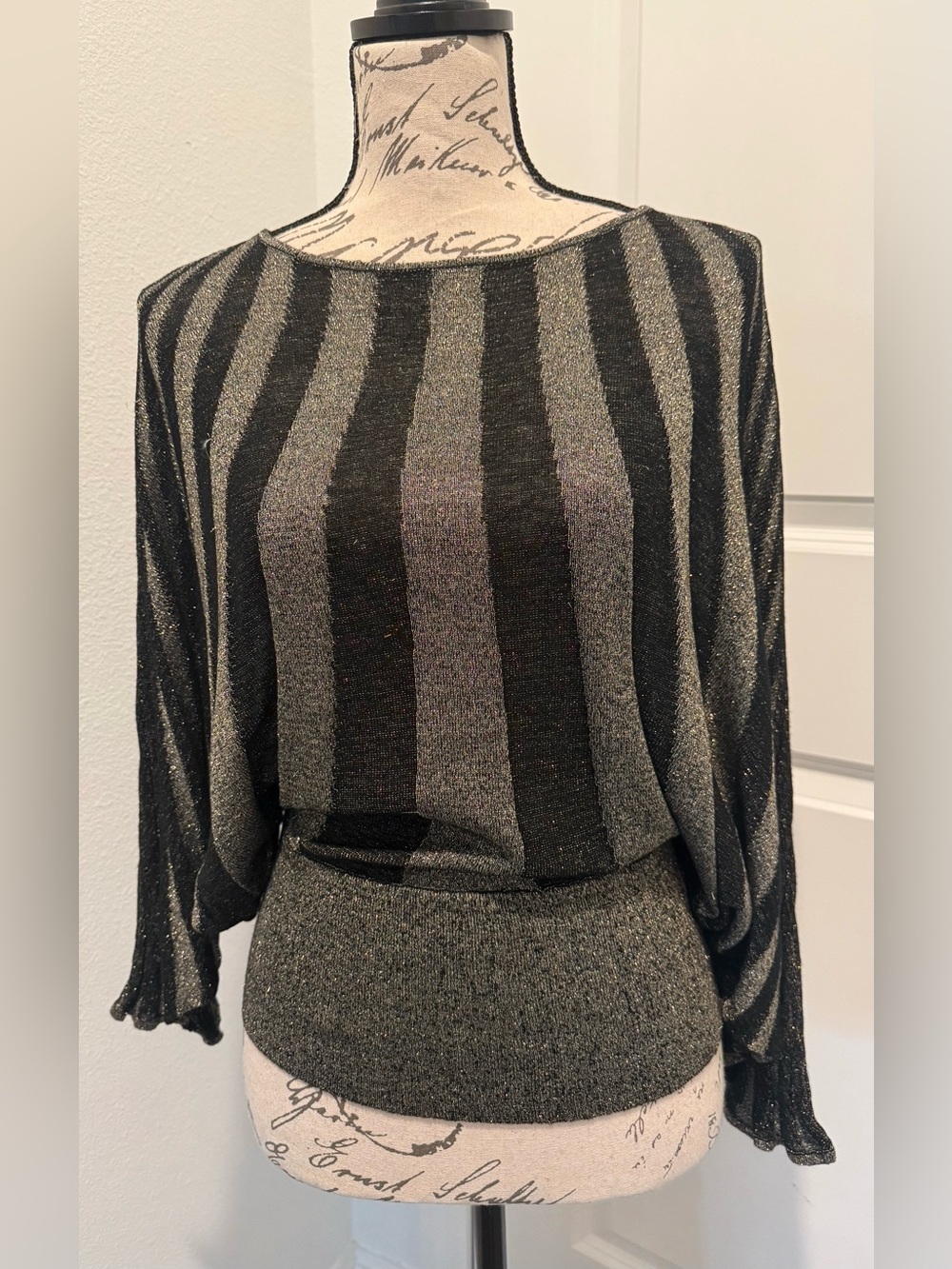 NWT Michelle Nicole Striped Metallic Knit Women's Sweater with Banded Hemline